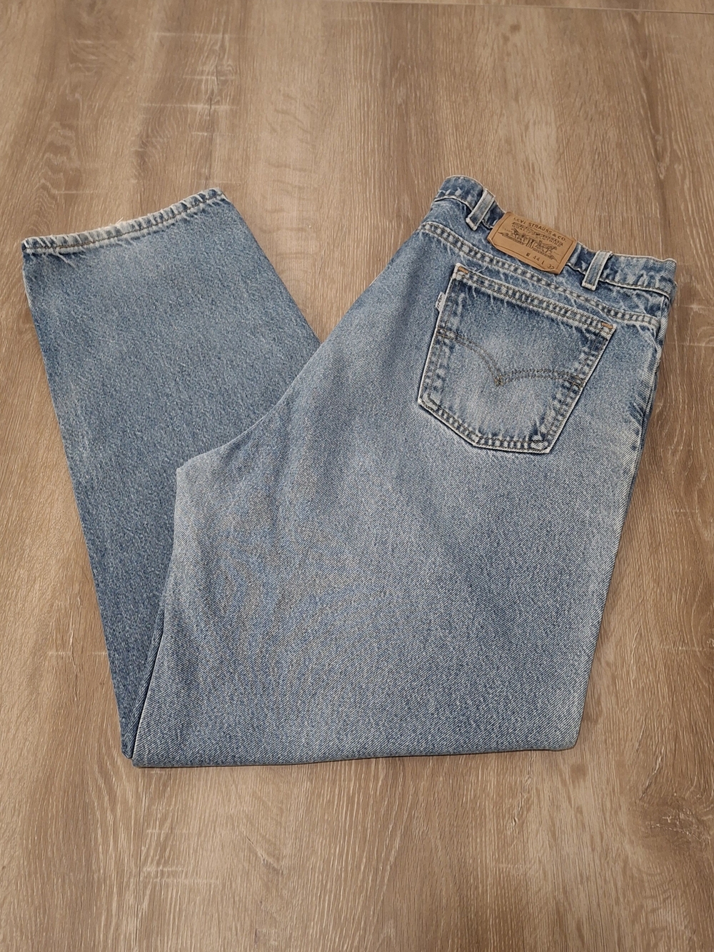 Vintage Levi's 601 Relaxed Fit Straight Leg Jeans 44x32 Medium Wash USA